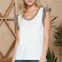  SOLID TOP WITH ANIMAL CONTRAST RUFFLES SLEEVES