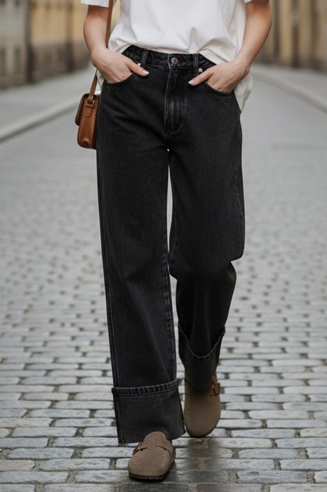 CUFFED WIDE LEG JEANS