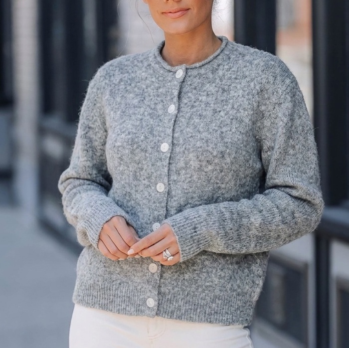 CLASSIC BUTTON-FRONT SOFT CARDIGAN