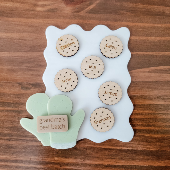 Grandkids Magnet, Wood Family Magnet, Mothers Day Personalized Gift, Grandparents Day Gift, Gift for Grandma