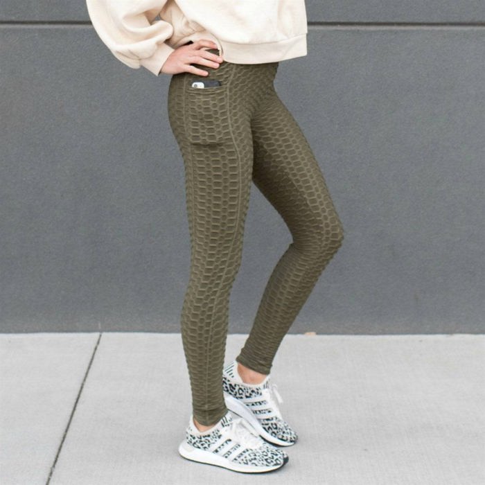 Cellulite Hiding Leggings with Cell Phone Pocket