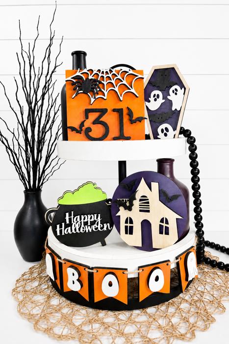 Halloween Tier Tray Decor, Halloween Decor, Witches Decor, Halloween Sign,Halloween Table Decor,Indoor Halloween Items,Mini Halloween Signs