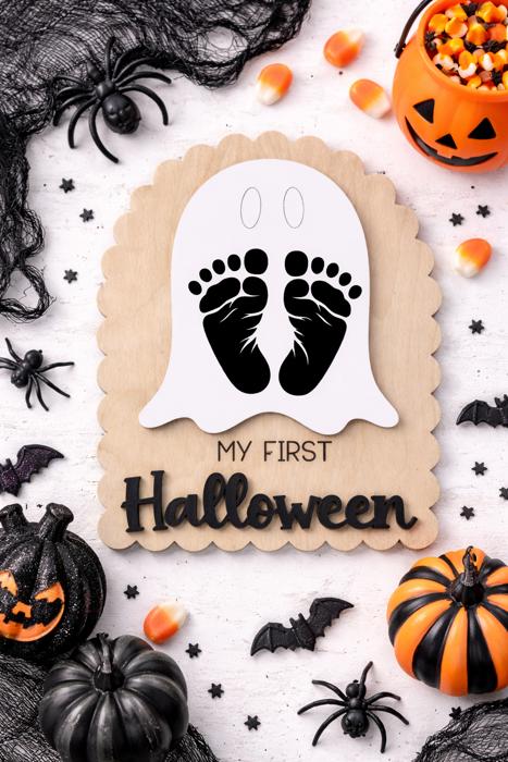 Wooden My First Halloween DIY Milestone,Baby Milestone Cards,My First Holiday Milestones,Expecting Mom Gift,Baby Shower Gift,Baby Photo Prop