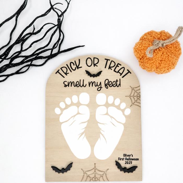 DIY Halloween Paint Kit ,Trick or Treat Smell my Feet, Halloween Keepsake, My first Halloween, Baby First Halloween, Halloween Gift