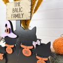  Personalized Halloween Cat Family Sign, Custom Cat Decor, Black Cat Shelf Sitter, Halloween Family Name Sign, Fall Tiered Tray Decor