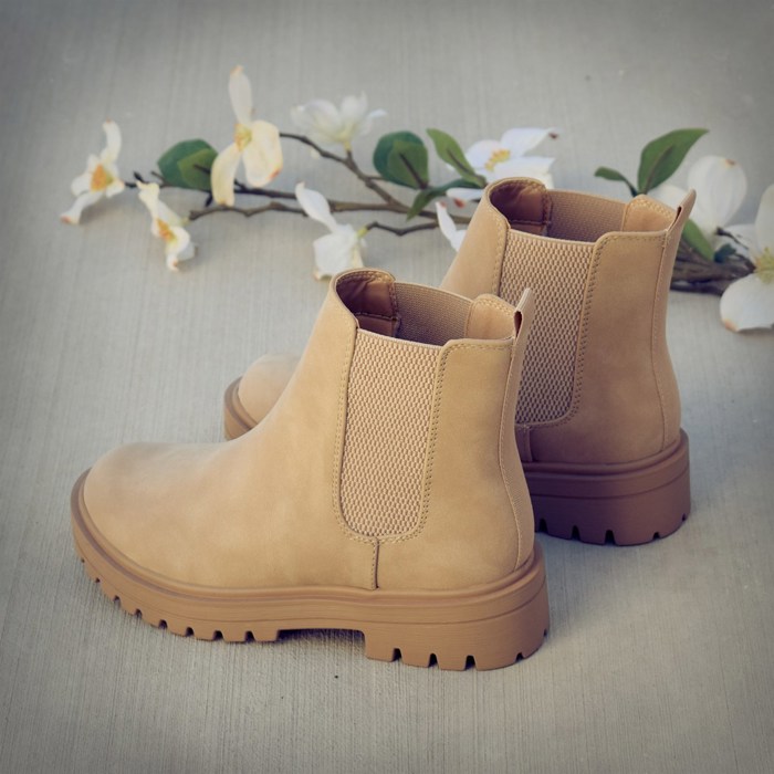 Lug Sole Boot