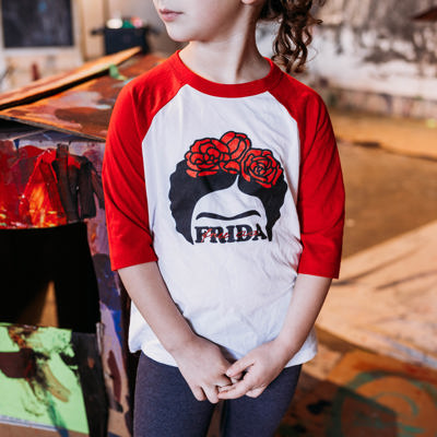 Free as Frida T-shirt, Frida Kahlo tee, Frida Kahlo art, Frida Kahlo clothing, Girl Power T shirt, Latin Graphic Tee, Mexican Frida shirt