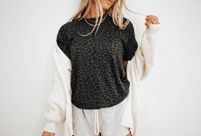 102 Colors | T-Shirt Unisex Fine Jersey LAT
