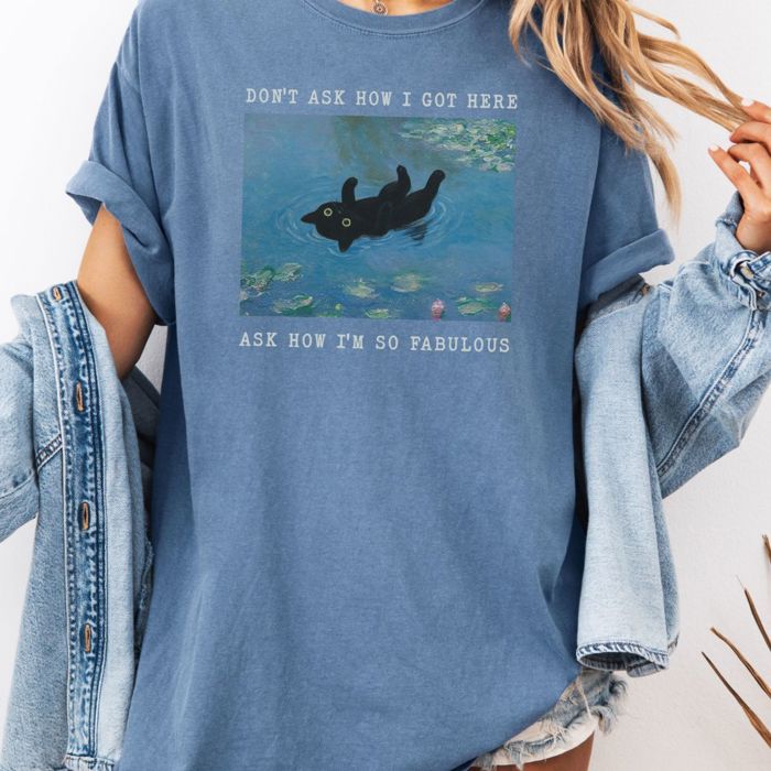 Funny Impressionist Monet Waterlilies Painting Black Cat - Ultra Cozy Heavyweight Tee