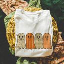  Cute Faux (Printed, not real quilt) Quilted Ghosts In A Row Perfect For Halloween - Soft Comfy T-Shirt Bella Canvas