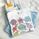  Ditzy Floral Summer Beach Shells - T-Shirt (Crewneck)  100 Cotton Heavyweight Tee (Unisex)  Comfort Colors