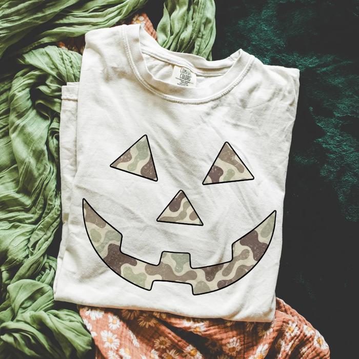 Camo Jack-O-Lantern Pumpkin Face For Halloween Fall Autumn - T-Shirt, Sweatshirt, or Longsleeve
