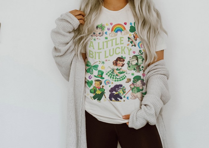 A Little Bit Lucky Vintage Retro St. Patrick's Day Charm Unisex Heavyweight Comfort Tee