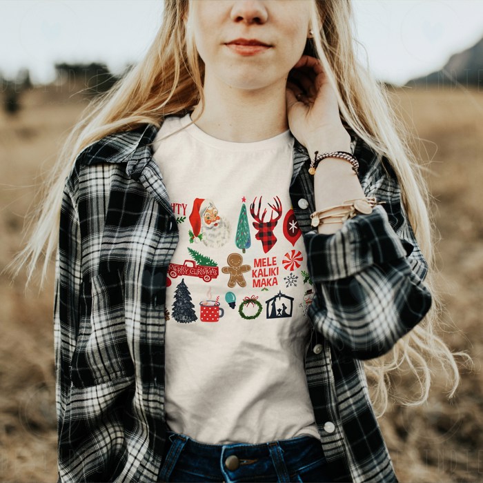 Happy Holidays & Merry Christmas It's the Little Things that make the best memories Unisex Heavyweight Comfort Tee
