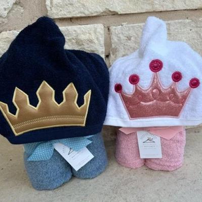 Prince and Princess Crown Hooded Bath Towel
