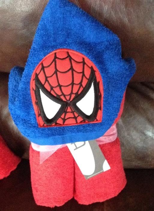 Super Hero Hooded Bath Towel