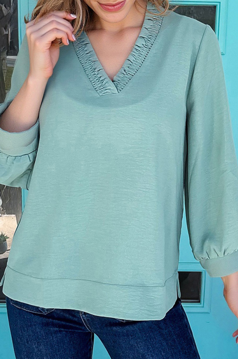 The Effortless Frill Blouse | S-XL