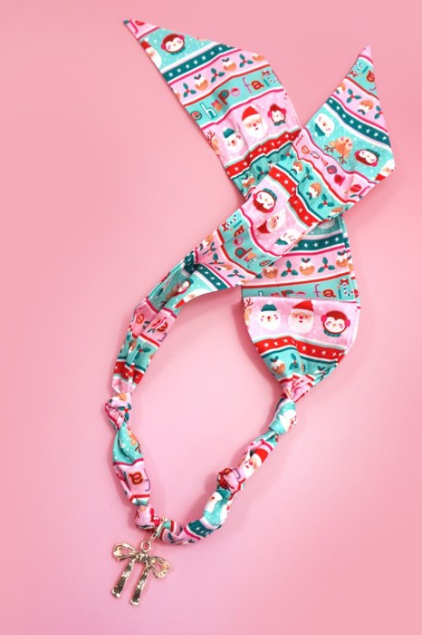 CHRISTMAS Handmade Scarf Necklace | Free Shipping