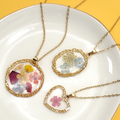 18k Stainless Steel Press Flower Necklace