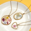  18k Stainless Steel Press Flower Necklace