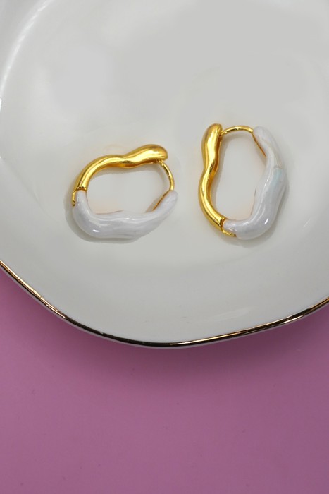 Geometric Oval Shape Epoxy Edge Hoop Earring