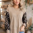  Leopard Sleeve Waffle Knit Split Hem Top | S-XL