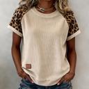 Large Apricot Ribbed Chic Colorblock Leopard Sleeve Tee | S-XL