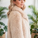  Luxe Faux Fur Coat With Pockets