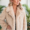  Luxe Faux Fur Coat With Pockets