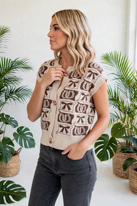 Western Horseshoe Bow Knit Vest | S–XL