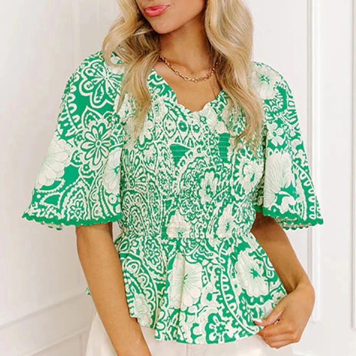 Sweet Bloom Smocked Blouse | S-XL