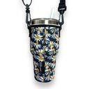 Daisy 25-35oz Handled Tumbler Carrying Sleeve 25-35oz Handled Tumbler Carrying Sleeve