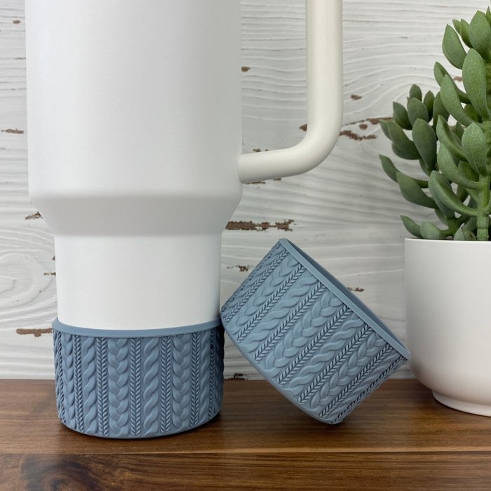 Florence Cable Knit Silicone Tumbler Boot | Fog Blue