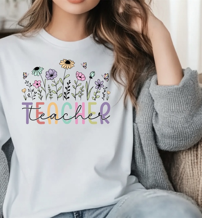 Flower Teacher Floral Boho Graphic Tee – Cute Retro Teacher Shirt, Colorful Spring Teacher Top, Gift for Educators and Moms"