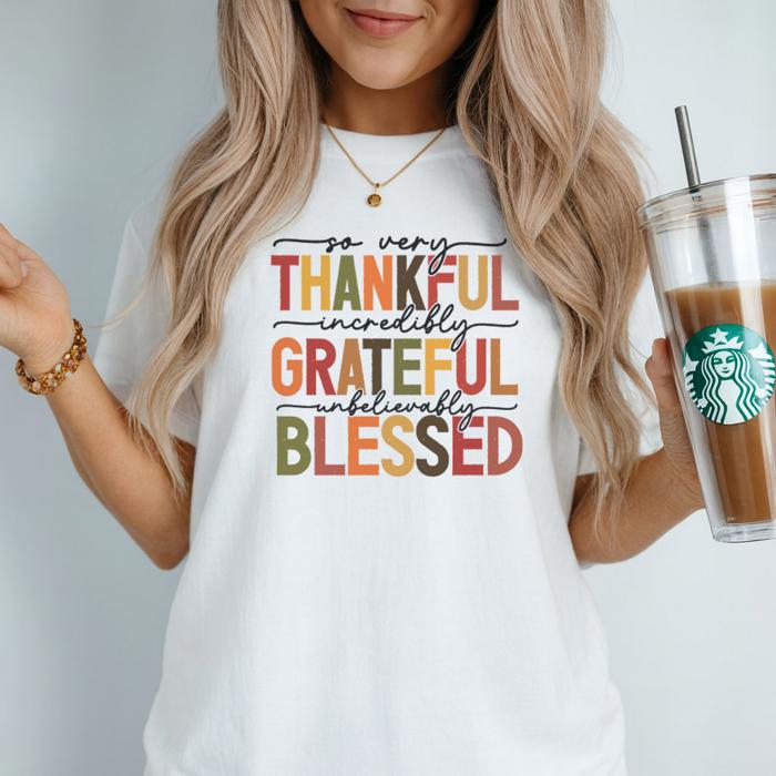 Grateful Thankful Blessed Fall Tee Autumn Thanksgiving Graphic T-Shirt, Faith Pumpkin Season Outfit