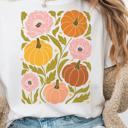  Retro Floral Coquette Pumpkins Graphic Tee Vintage Fall Aesthetic Shirt with Pink Flowers and Autumn Harvest Vibes