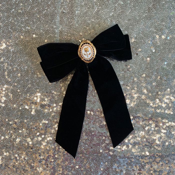 Black Velvet Cameo Hair Clip Bow