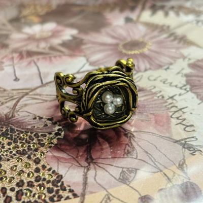 Bird's Nest Ring in Old Gold | Vintage | Adjustable Size