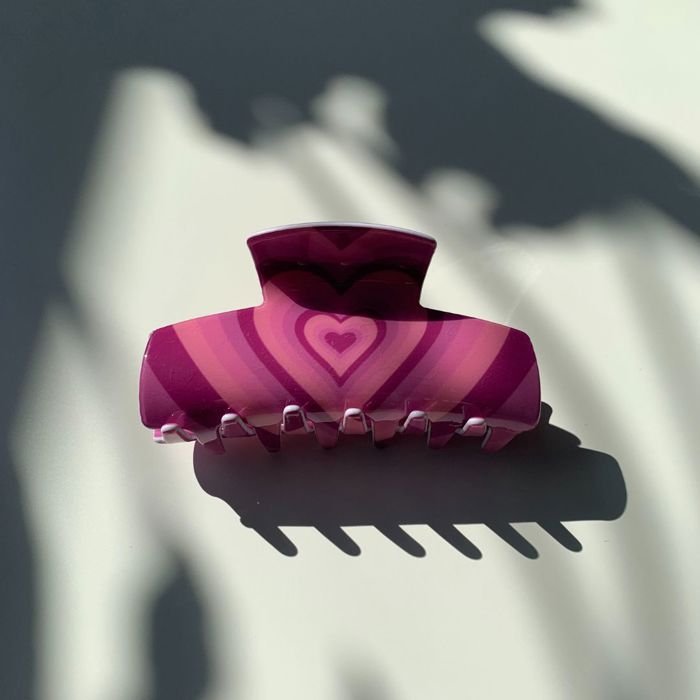 The Foxy in Magenta Hair Claw Clip