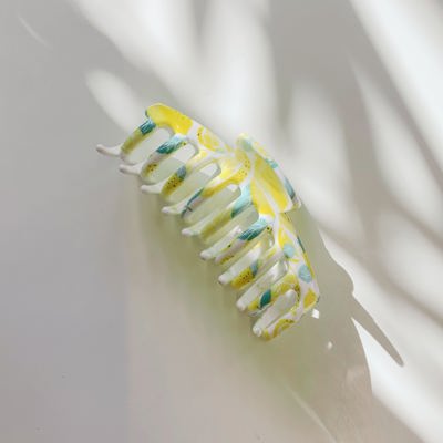 Lemons Cheerful Yellow Print 4 Inch Lobster Hair Claw