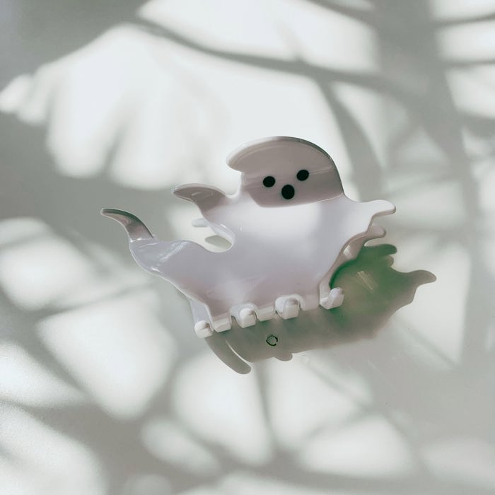 Ghost Go Fly Hair Claw Clip