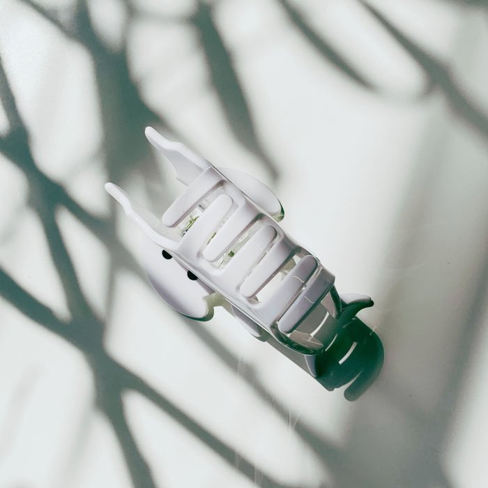 Ghost Go Fly Hair Claw Clip