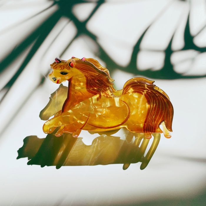 Golden Horse Hair Claw | Strong Claw Clip Hair Accessories