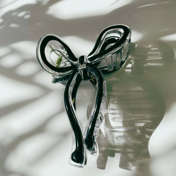 Coquette Bow Hair Claw Hair Clip in Black