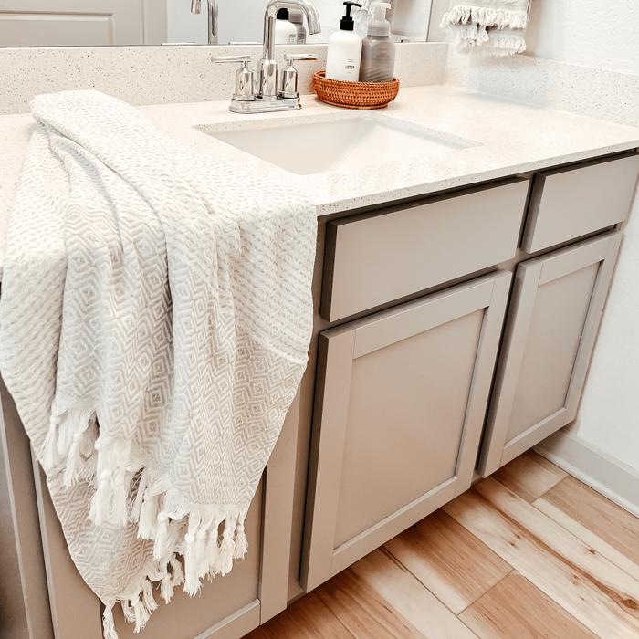 Turkish Cotton Towels Oversized, Large Decorative Throw Towels with Bamboo Tassels