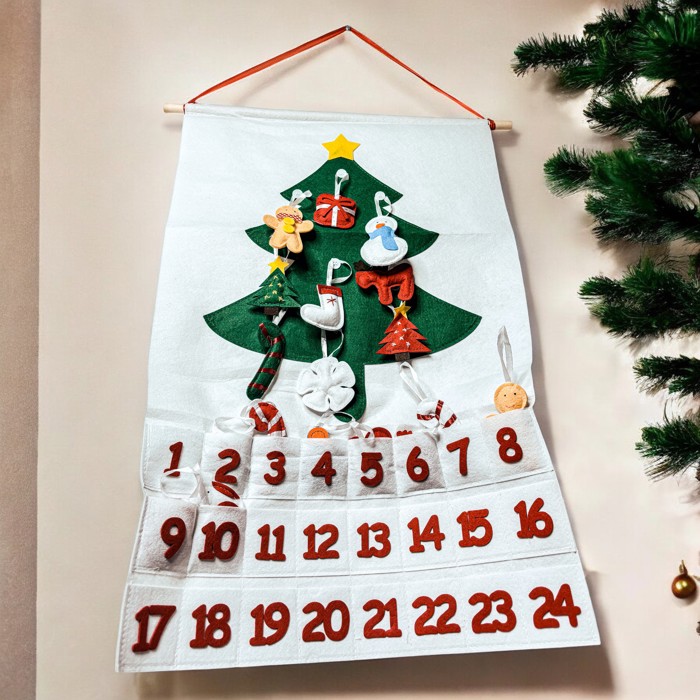 Christmas 2025 Advent Calendar, Handmade Hanging Christmas Countdown with Plush Fabric Ornament Options, Reusable Holiday Felt Advent 