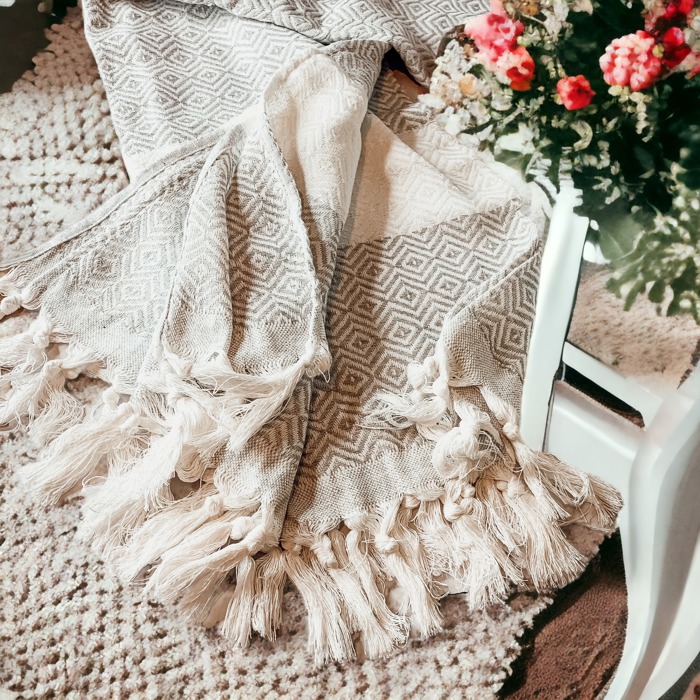 Turkish Cotton Towels Oversized, Large Decorative Throw Towels with Bamboo Tassels