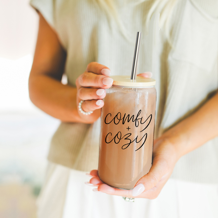 Glass Cups with Lid and Straws 2pk | 17oz Funny Glass Tumblers For Moms | Glass Can Cups