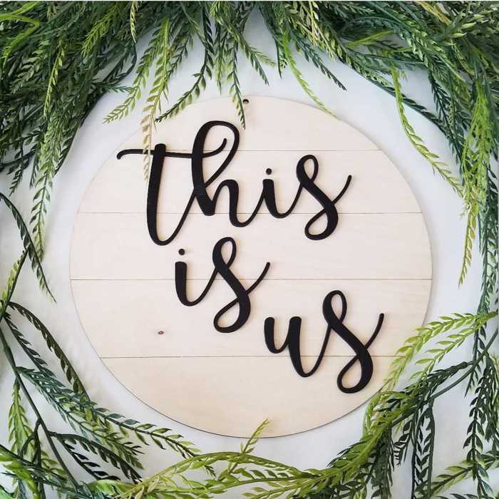 Shiplap Round Sign