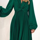 Small green Pleated long sleeve dress